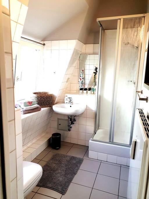 Rostock Hautnah Erleben - Schoene Maisonette 2Og Extérieur photo